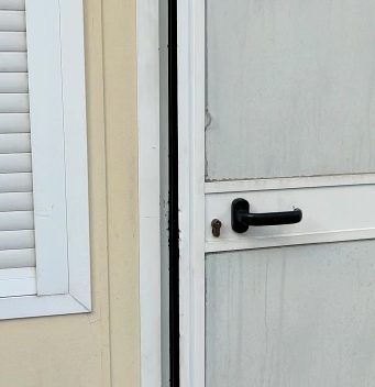 Arrestato l’autore di un tentato furto nelle sedi delle associazioni di via Rose