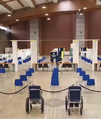 Crescono le prenotazioni e al clic si scopre la data del richiamo