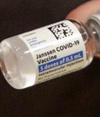 Usa: sospensione al vaccino Johnson & Johnson dopo sei casi di trombosi