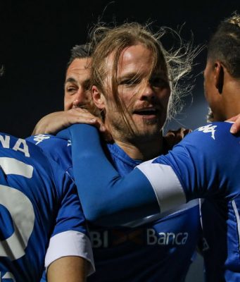 Il Brescia metterà all’asta per beneficenza le maglie della sfida di sabato