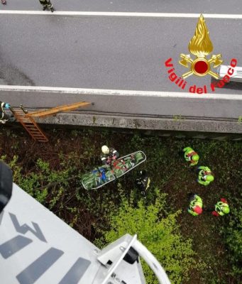 Villanuova, trovato un cadavere a ridosso della Statale. Potrebbe essere l’88enne scomparso mesi fa