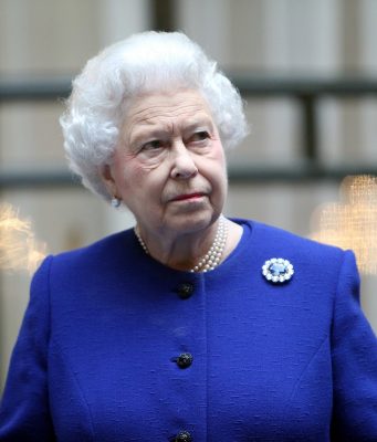 La regina Elisabetta compie 95 anni, il primo compleanno senza il principe Filippo