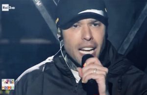 Fedez al Concertone contro Rai e Lega. “Volevano censurarmi”. E pubblica la telefonata