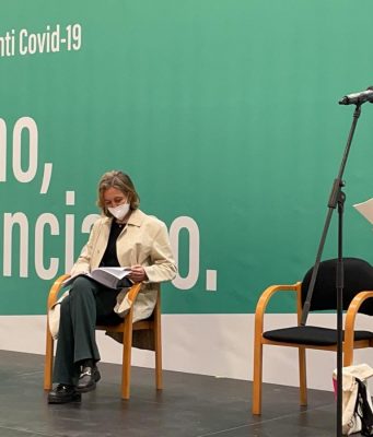 Vittoria Alata “guida” speciale all’hub vaccinale in fiera