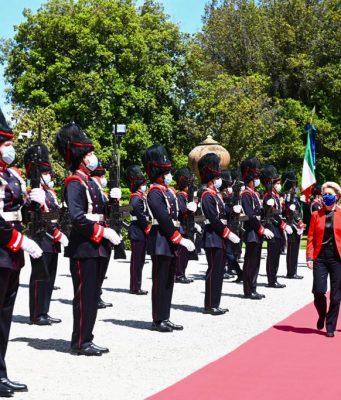 Draghi apre il G20: “Bisogna vaccinare tutto il mondo”