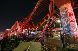 Disastro ferroviario in Messico: collassa cavalcavia della metropolitana, 20 morti