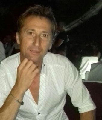 Vaccinato con AstraZeneca a 54 anni muore per trombosi