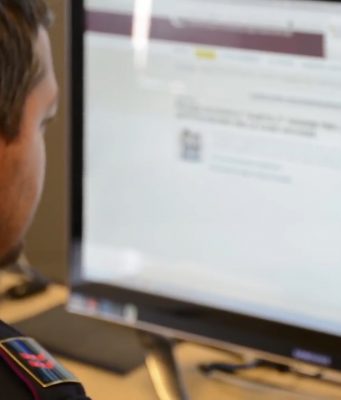 Prenotazione vacanze: i consigli per non farsi truffare online