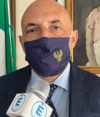 Daspo per una 20enne, stadio vietato per un anno