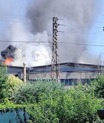 Incendio alla FpF. Il sindaco di Concesio: tenere porte e finestre chiuse