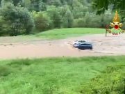 Maltempo, l’esondazione dell’Oglio a Monno sulla SS42. Il VIDEO