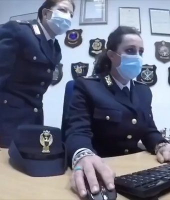 “Fake pass”, sequestrati 32 canali Telegram che vendevano falsi green pass