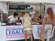 Eutanasia legale: raccolte oltre 750mila firme