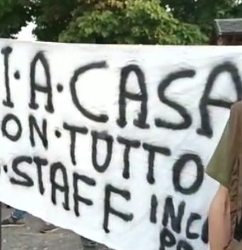Caccia sospesa, Salvini e Rolfi contestati a Torbole
