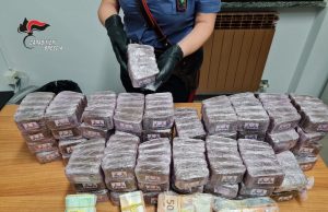 Duro colpo allo spaccio in Val Camonica, arrestati due “fornitori”