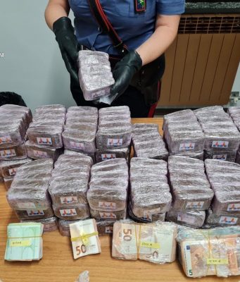 Duro colpo allo spaccio in Val Camonica, arrestati due “fornitori”