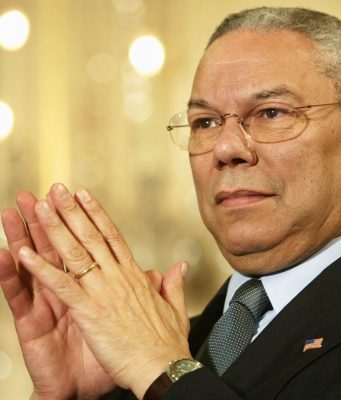 Usa: morto l’ex segretario di Stato Colin Powell per complicazioni legate al covid
