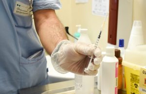 Quarta dose: via alle prenotazioni online