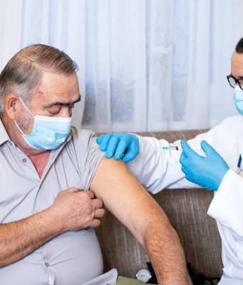 Da domani obbligo vaccinale per gli over 50
