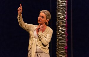 Grande teatro a Sirmione: in scena Lucilla Giagnoni