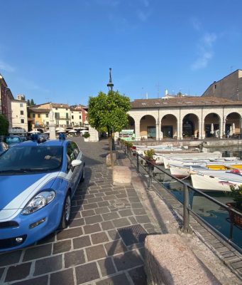 Desenzano. Pusher tradito dal nervosismo, arrestato