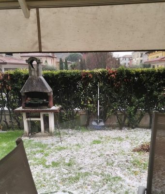 Domenica di grandine nel bresciano