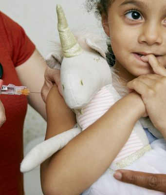 “Bambini sotto 12 anni esenti da esibizione del green pass”