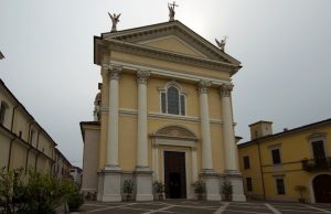 Pontevico: parroco “no vax” ricoverato per Covid