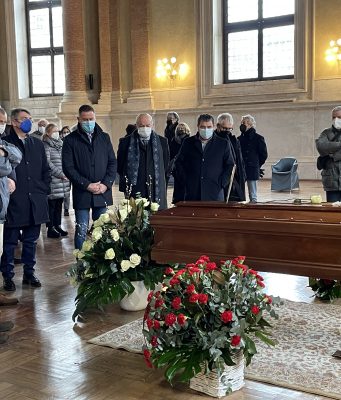 L’omaggio ad Aldo Rebecchi, camera ardente aperta in Loggia