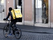 Quarantene, record per il domicilio: oltre 1 mld di ricavi