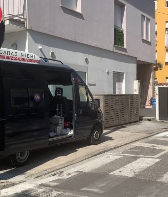 Cadavere di Borno, dai tatuaggi speranze per l’identificazione