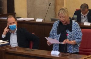 Forza Italia, logo da “capitali della bruttura”