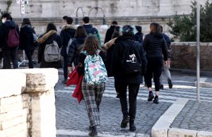 Circolare del ministero: niente Dad con un solo positivo in classe