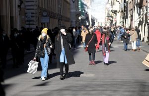 Covid, Gimbe: calano i nuovi casi e le terapie intensive