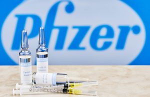 Pfizer: vaccino contro Omicron pronto entro marzo