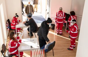 Iss: con la terza dose di vaccino l’efficacia risale a 66,7%