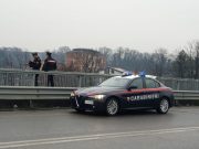Tenta di lanciarsi dal ponte, salvata dai Carabinieri