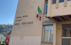 Spaccio davanti alla scuola. La Lega chiede telecamere