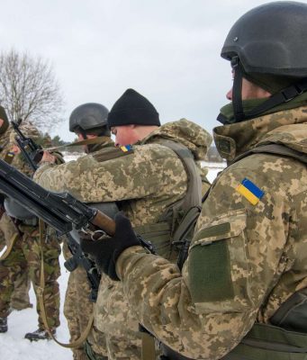 Farnesina: “Gli italiani lascino l’Ucraina”