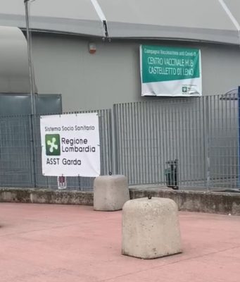 Dopo 200.000 somministrazioni chiude l’hub di Leno