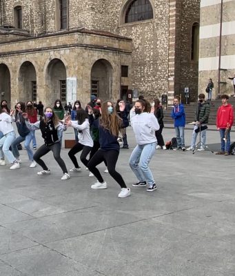 Dies Fasti, il flash mob “d’invito” degli studenti del Calini