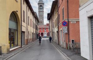 Guidava senza patente dal 2005 e senza revisione, maxi multa