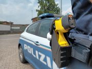 Il primo (quasi) utilizzo del taser a Brescia