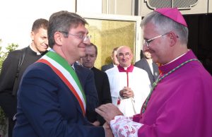 “Brescia è con te”, il messaggio di Del Bono al Vescovo