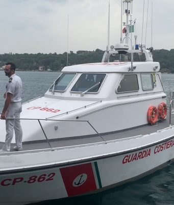 Torri del Benaco, allarme per un disperso nel lago