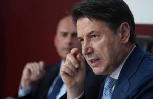 Conte chiede ai ministri di dimettersi per impedire a Draghi di andare avanti