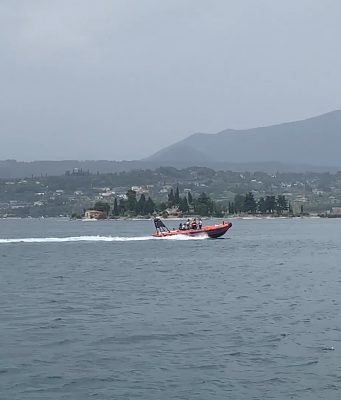 Malore in acqua, morto sub a Limone sul Garda