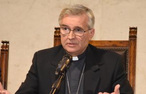 Il Vescovo ha iniziato la chemio, il 20 il trapianto