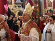 Convalescenza del Vescovo, i medici: “Si sta riprendendo”