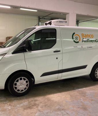 Consoli e San Benedetto, un furgone per il Banco Alimentare